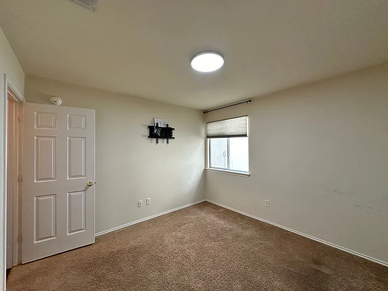 4510 Causeway Ct — Photo 26
