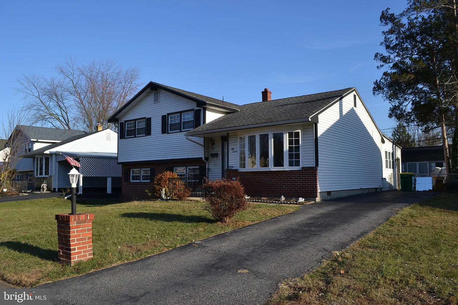 57 N Avon Dr photo 1