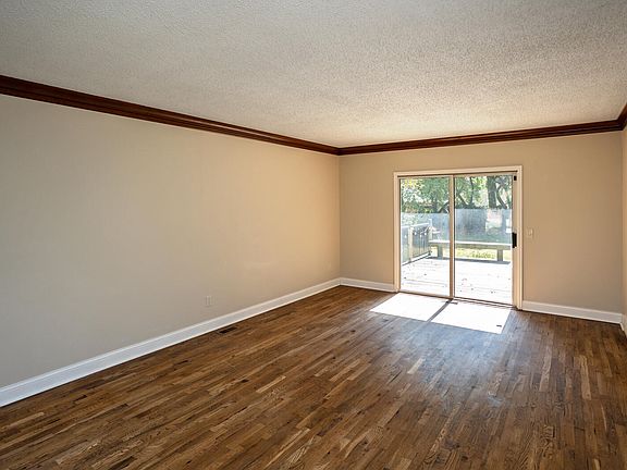 5th image of 3700 Boulder Cir