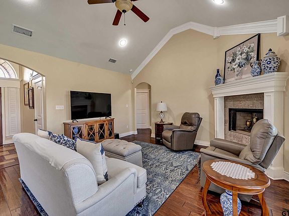 5th image of 211 Kwando Ln