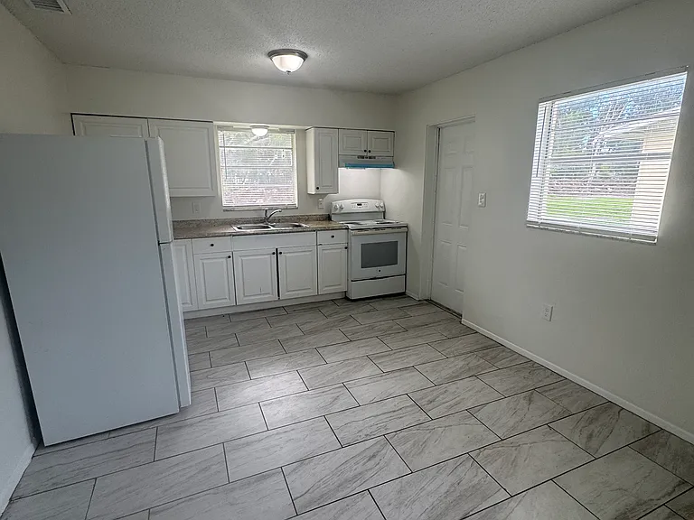 5509 18th St W #5509B — Photo 2