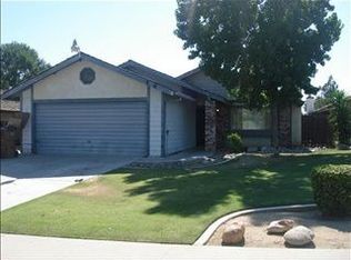 904 Orangewood St, Bakersfield, CA 93306