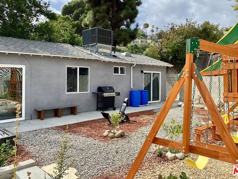 1st image of 4853 Canoga Ave