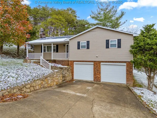 5304 Linda Vista Dr, Cross Lanes, WV 25313