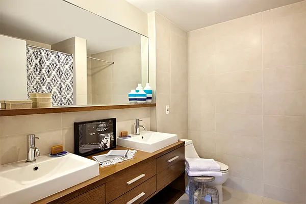 Sold by Brown Harris Stevens | media 19