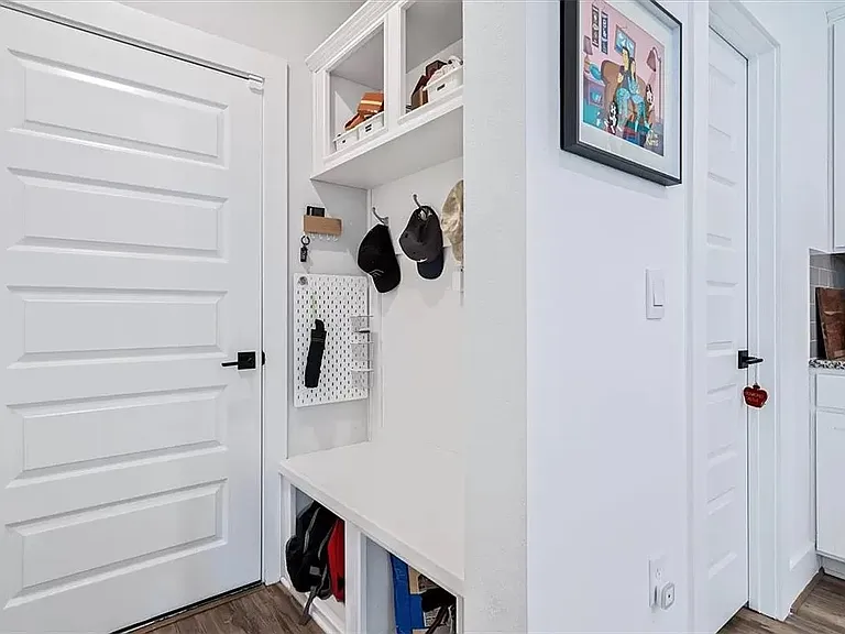 7404 Wynkoop Ct — Photo 19