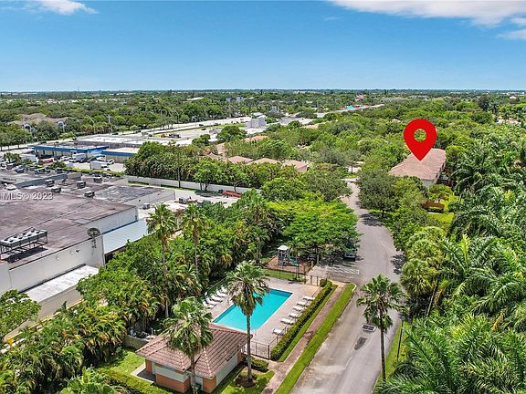 5th image of 6513 Hidden Cove Dr #4-1