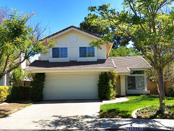 2nd image of 27228 Sanford Way