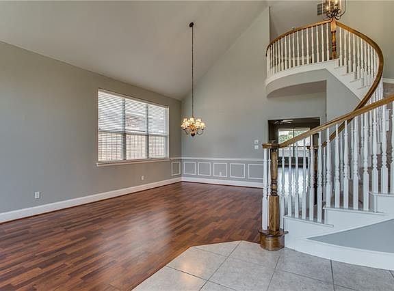 5th image of 1604 Fairway Vista Dr