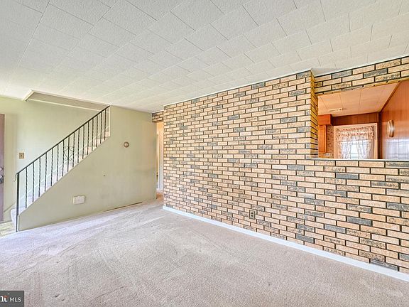 5th image of 504 San Mateo Ln