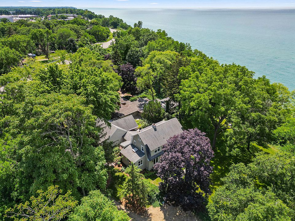 1st image of 2716 Lakeshore Dr