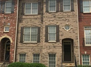 571 Parkside Village Way NW, Kennesaw, GA