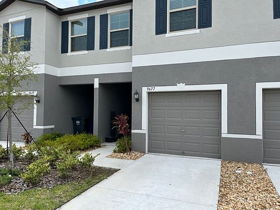 4th image of 9627 Pembrooke Pines Dr