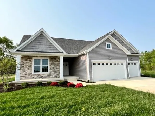 2001 Timberwood Ln, Chesterton, IN 46304