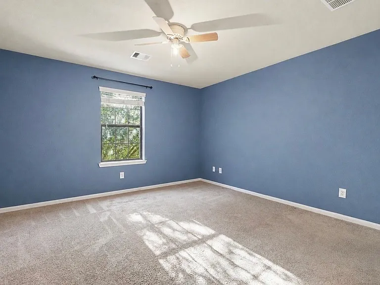 5035 Crystal Bluff Ct — Photo 17