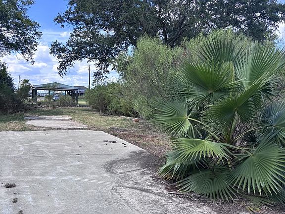 2nd image of 9504 Big Lake Rd