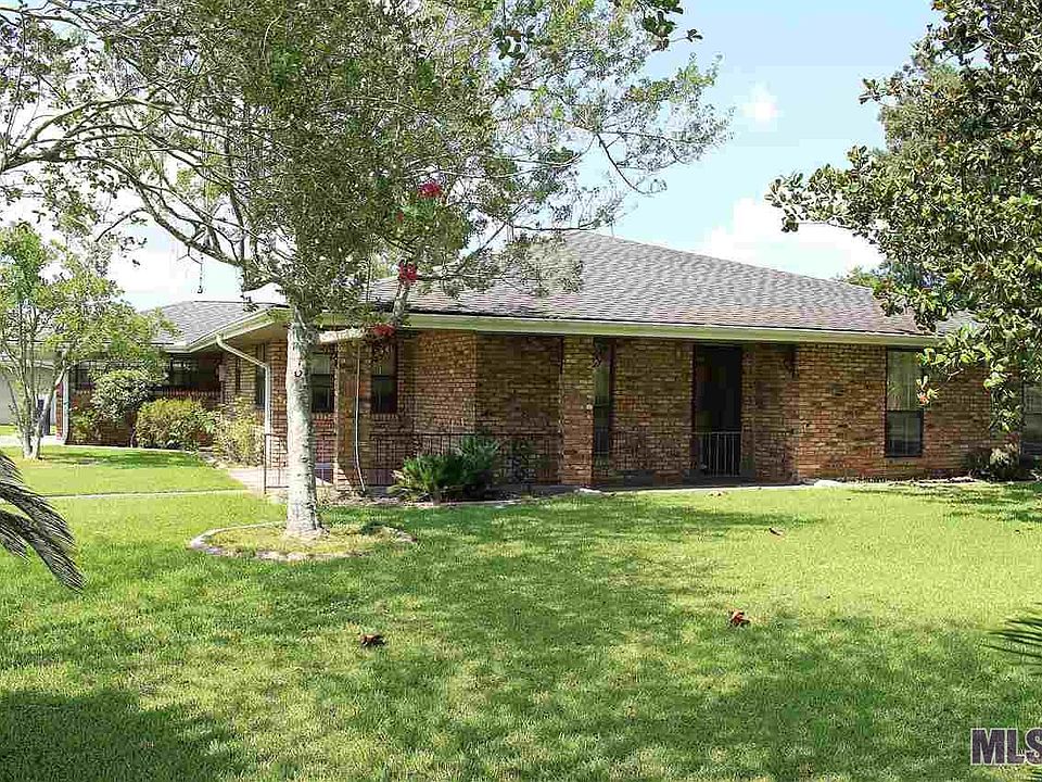 1st image of 738 Venzule Dr