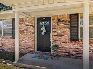 508 Cavite Pl, Wake Village, TX 75501