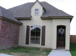 707 Copper Meadows Blvd, Youngsville, LA 70592