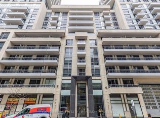 9205 Yonge St #811, Richmond Hill, ON L4C 1V5