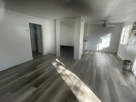 4th image of 13610 Mar Vista St #21