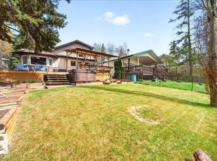 755 Lakeside Dr, Spring Lake, AB T7Z 2V7