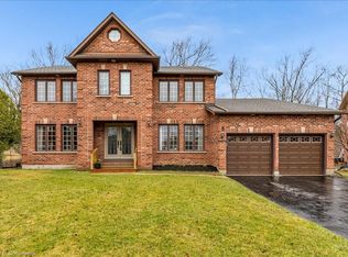 8 Soble Pl, Hamilton, ON L9H6V3