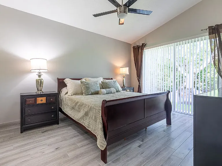 3198 SE Carrick Green Ct — Photo 10