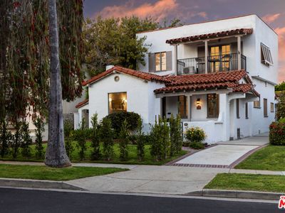 864 Wellesley Ave, Los Angeles, CA, 90049