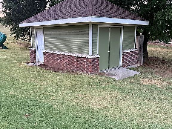 5th image of 508 Post Rd