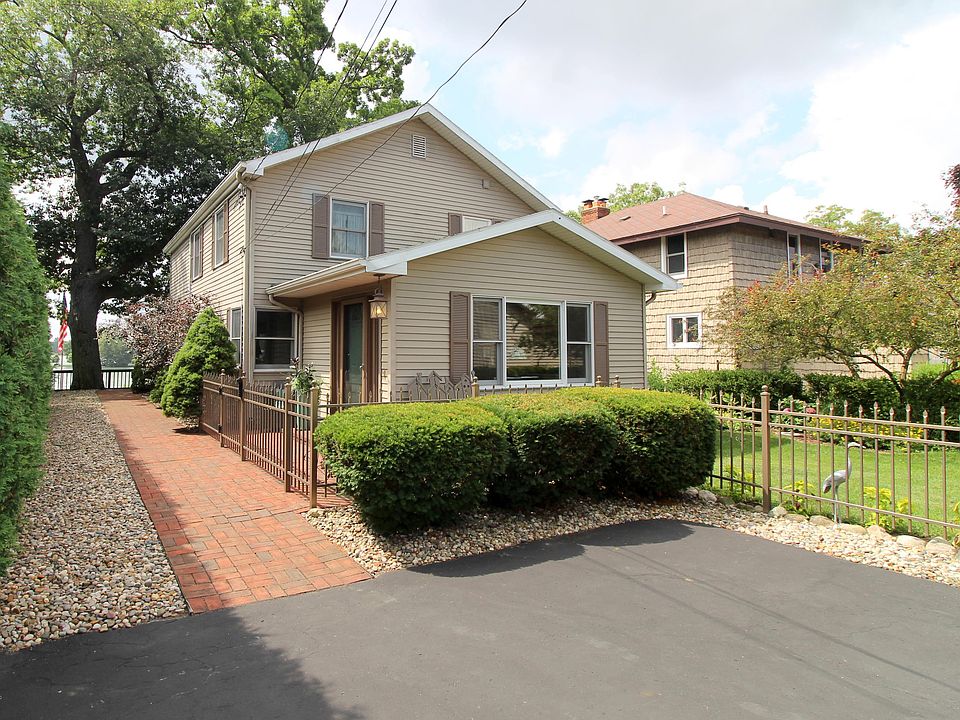 1st image of 151 Honey Ln