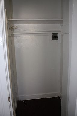 4th image of 1626 N Harvard Blvd APT 309
