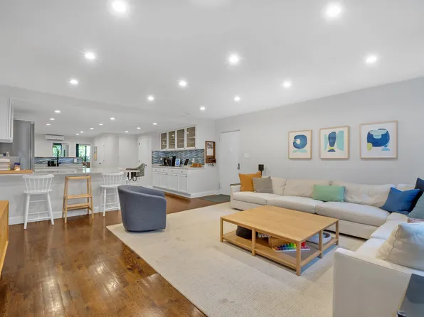 218 East 75th Street PE image 1 of 21