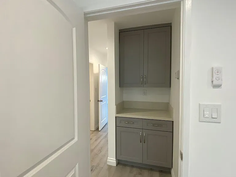 513 Avenue G #G — Photo 37