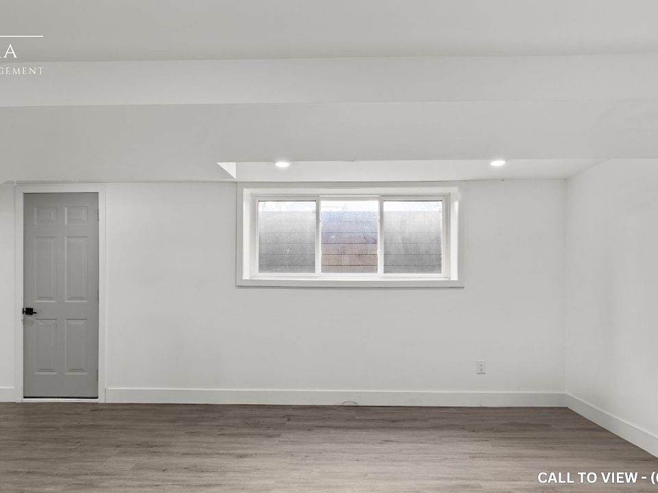 1st image of 99 Wellington St E #2