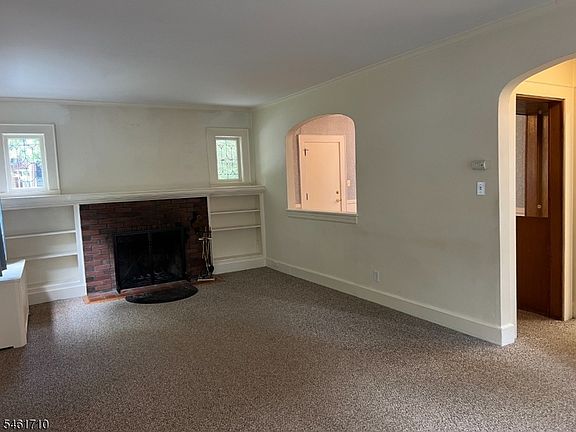 3rd image of 15 Sherman Pl