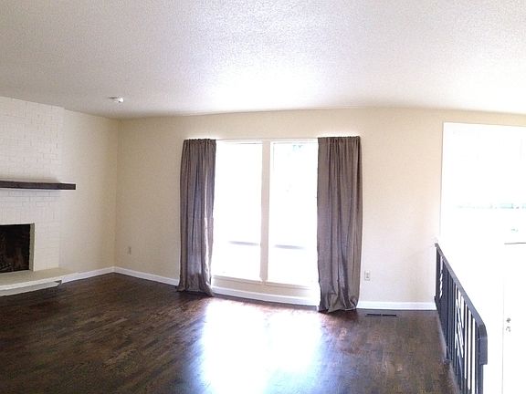 2nd image of 4019 Kootnai St W