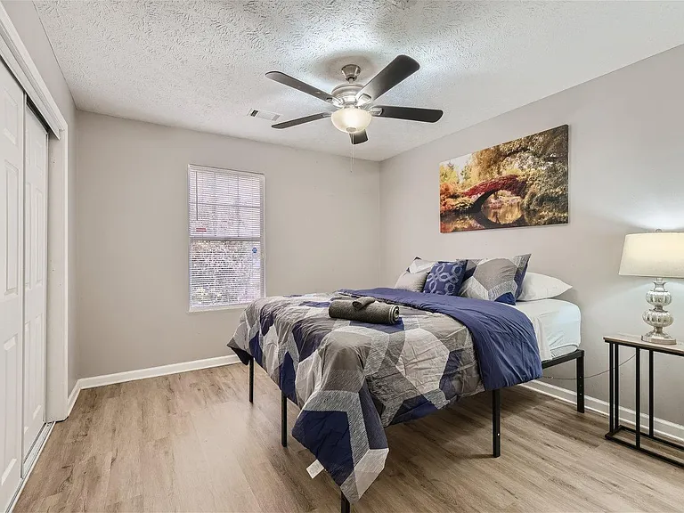 5420 Glen Haven Dr — Photo 7