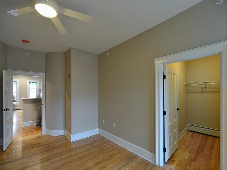South Main — Photo 12