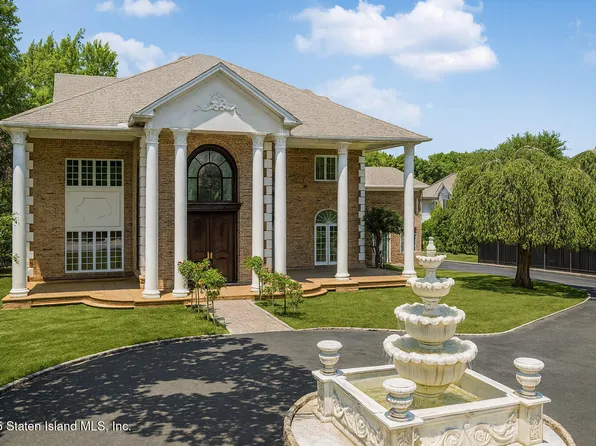 289 Ocean Ter, Staten Island, NY 10301