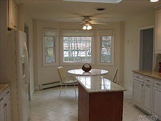 3rd image of 131 Edgewood Ave