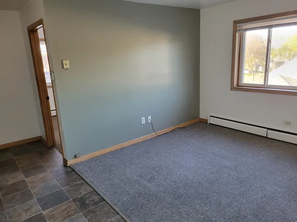 6521 W Beloit Rd APT 11, Milwaukee, WI 53219