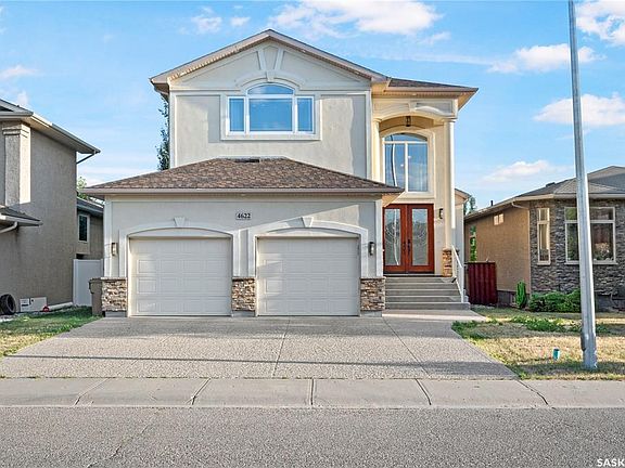 3rd image of 4622 Malcolm DRIVE