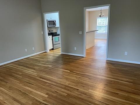 2nd image of 9 McKinley St