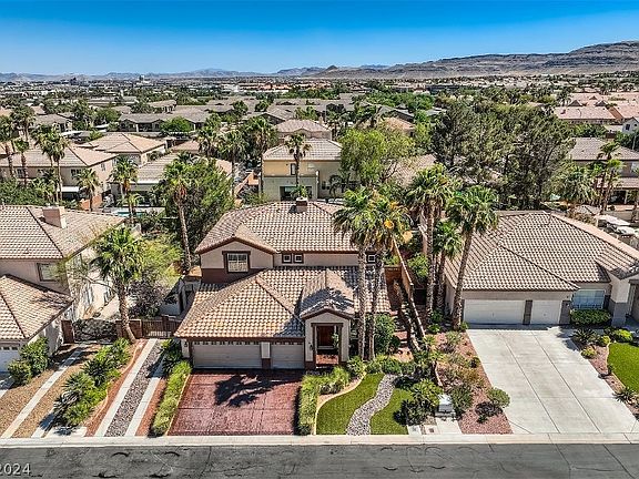 3rd image of 9569 Verneda Ct