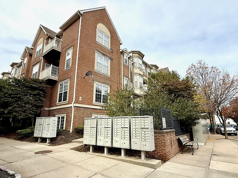 201 Dey St #112 — Photo 17