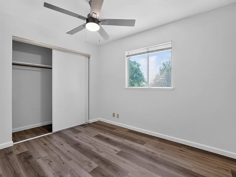 3620 Hallelujah Ct #4 — Photo 9