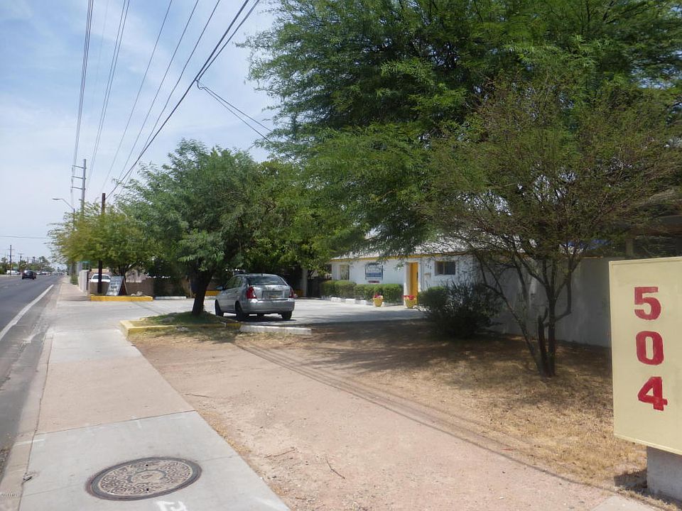 1st image of 506 W University Dr