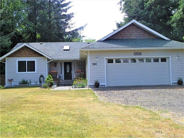 1st image of 391 Duck Lake Dr NE