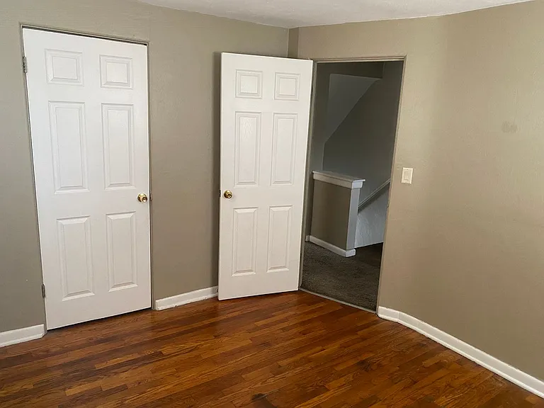 4046-4048 Halsey Pl — Photo 13